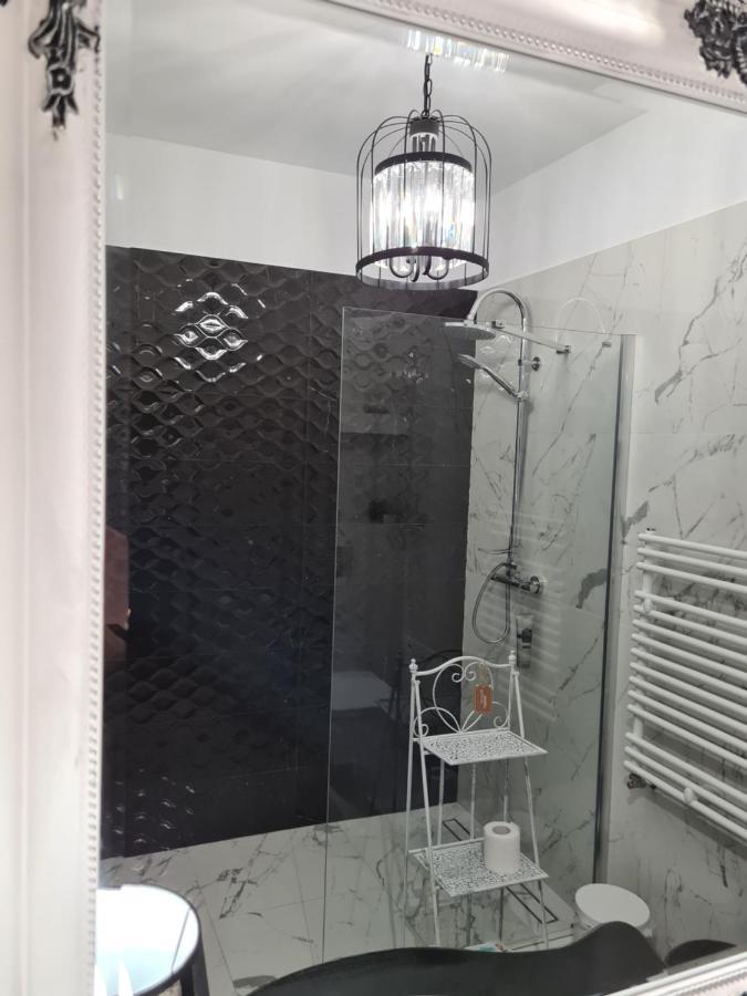 Apartment Parisian