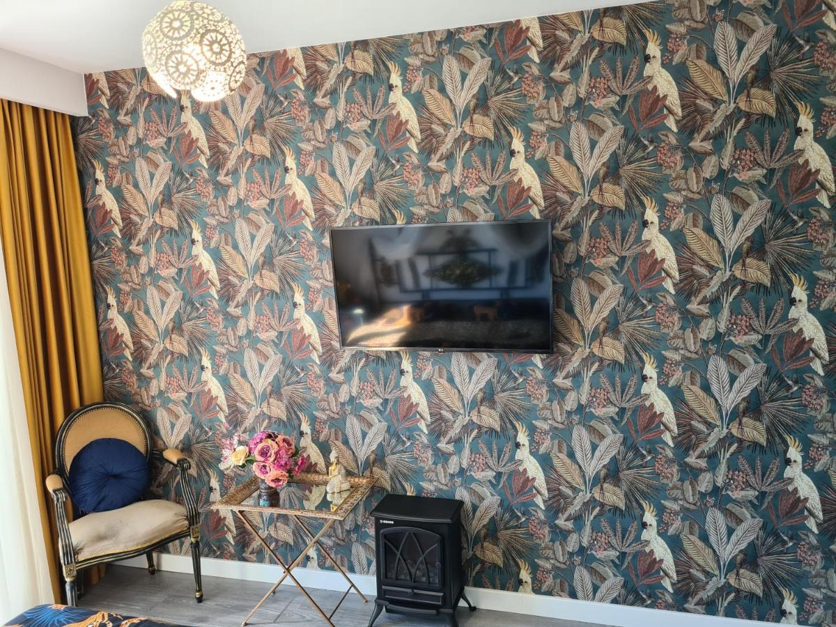 Apartment Parisian